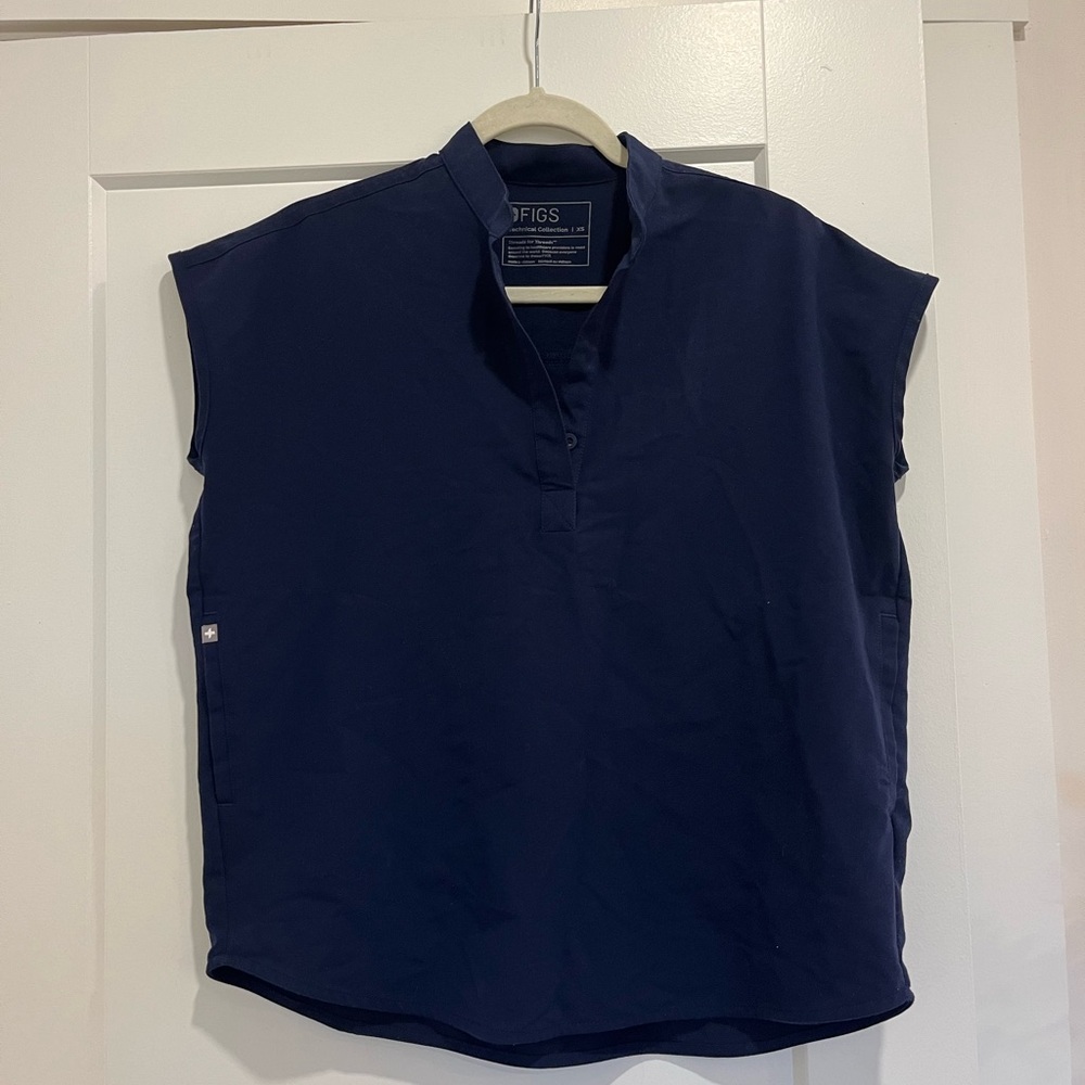 Figs Rafaela scrub top